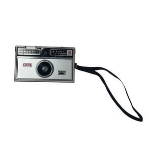Vintage 1960’s Kodak Instamatic 104 Film Camera Made In USA Untested